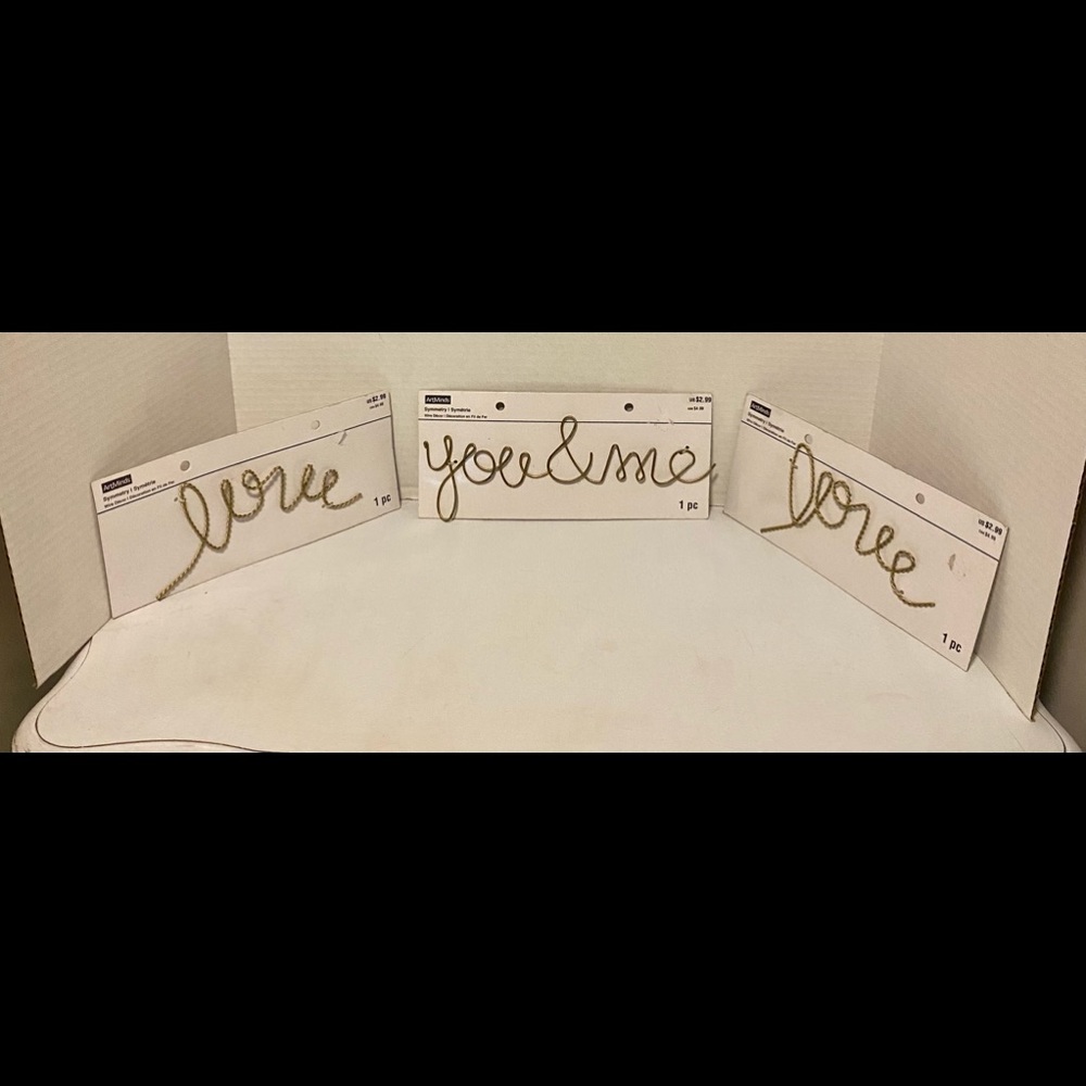BUNDLE OF Symmetry Wire Decor